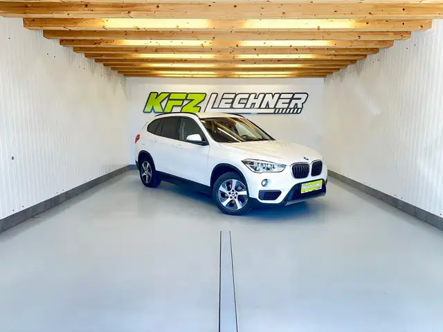BMW X1 sDrive18d Aut. "R-KAM*LED*NAVI"CARPLAY"