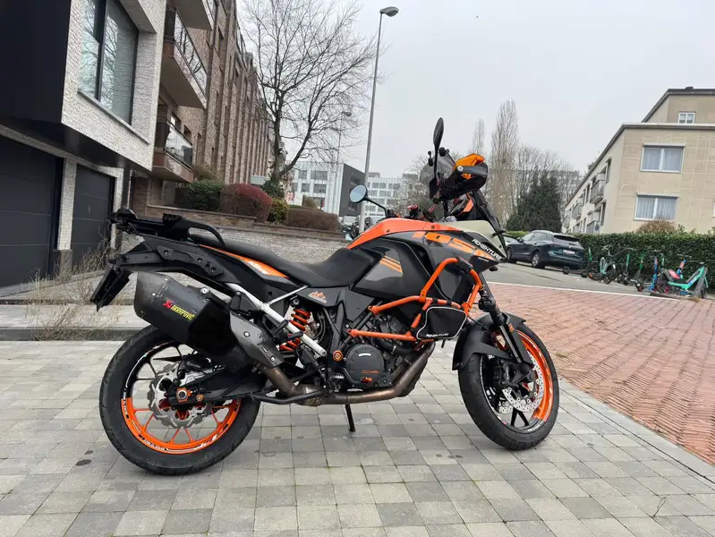 KTM 1050 Adventure - foto 8