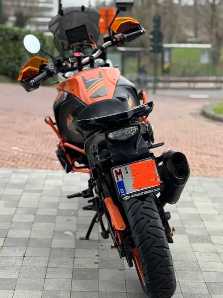 KTM 1050 Adventure - foto 5