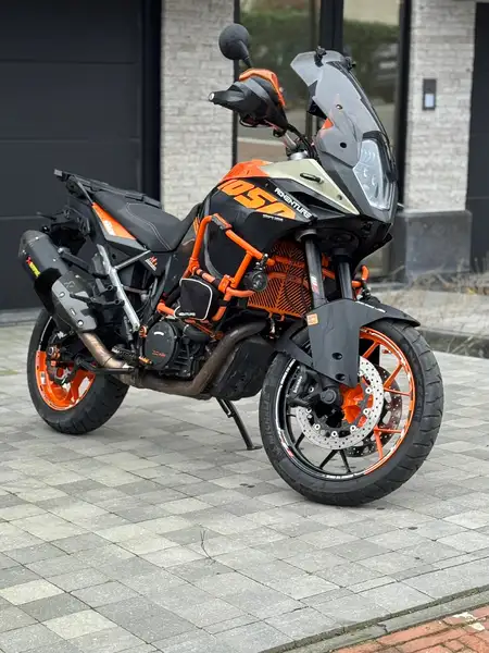 KTM 1050 Adventure - foto 3