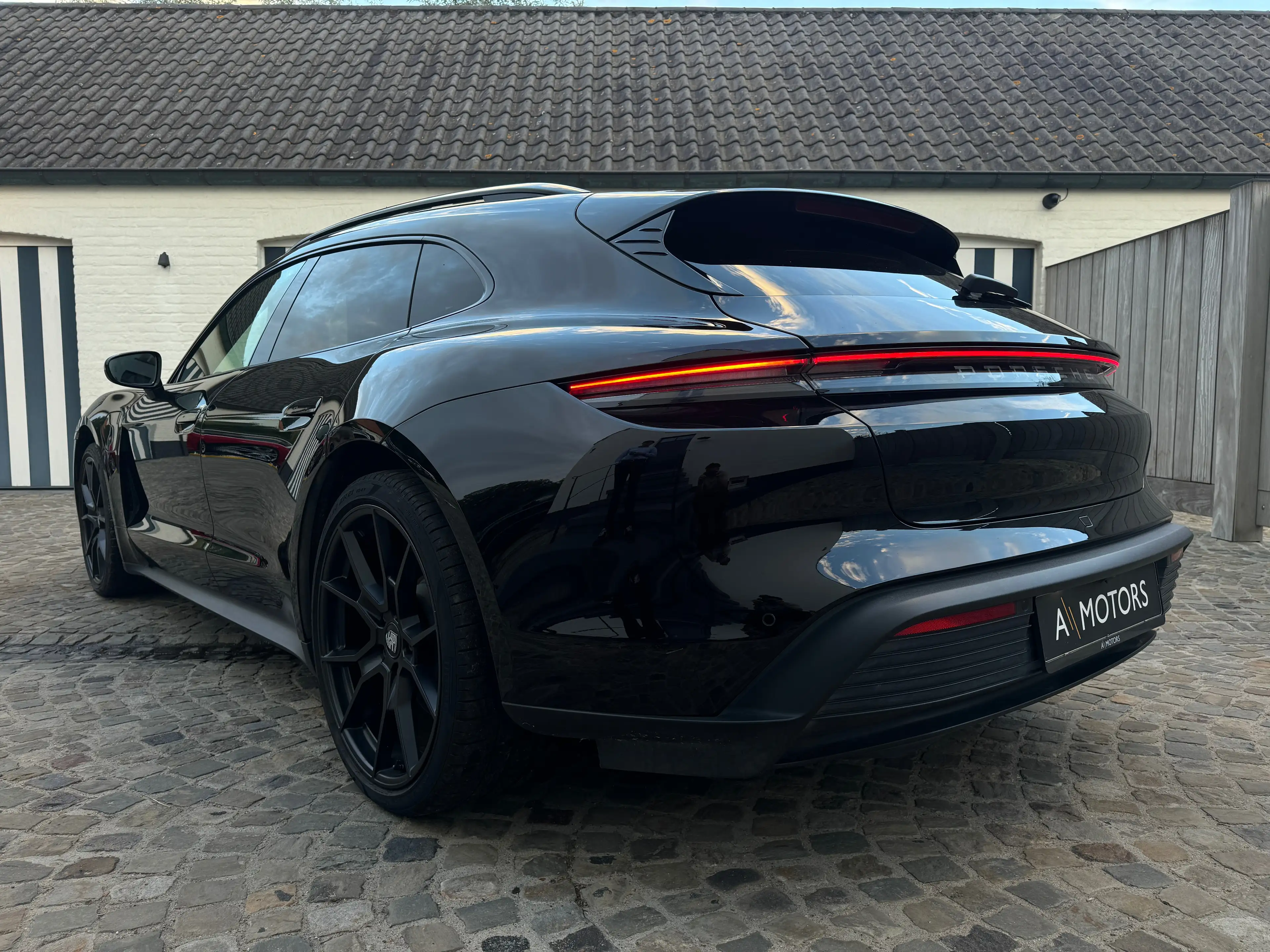 Porsche Taycan 4S SPORT TURISMO - PANO - SPORT CHRONO - ACC - PASSENGER SCREEN - VAT CAR — photo 3