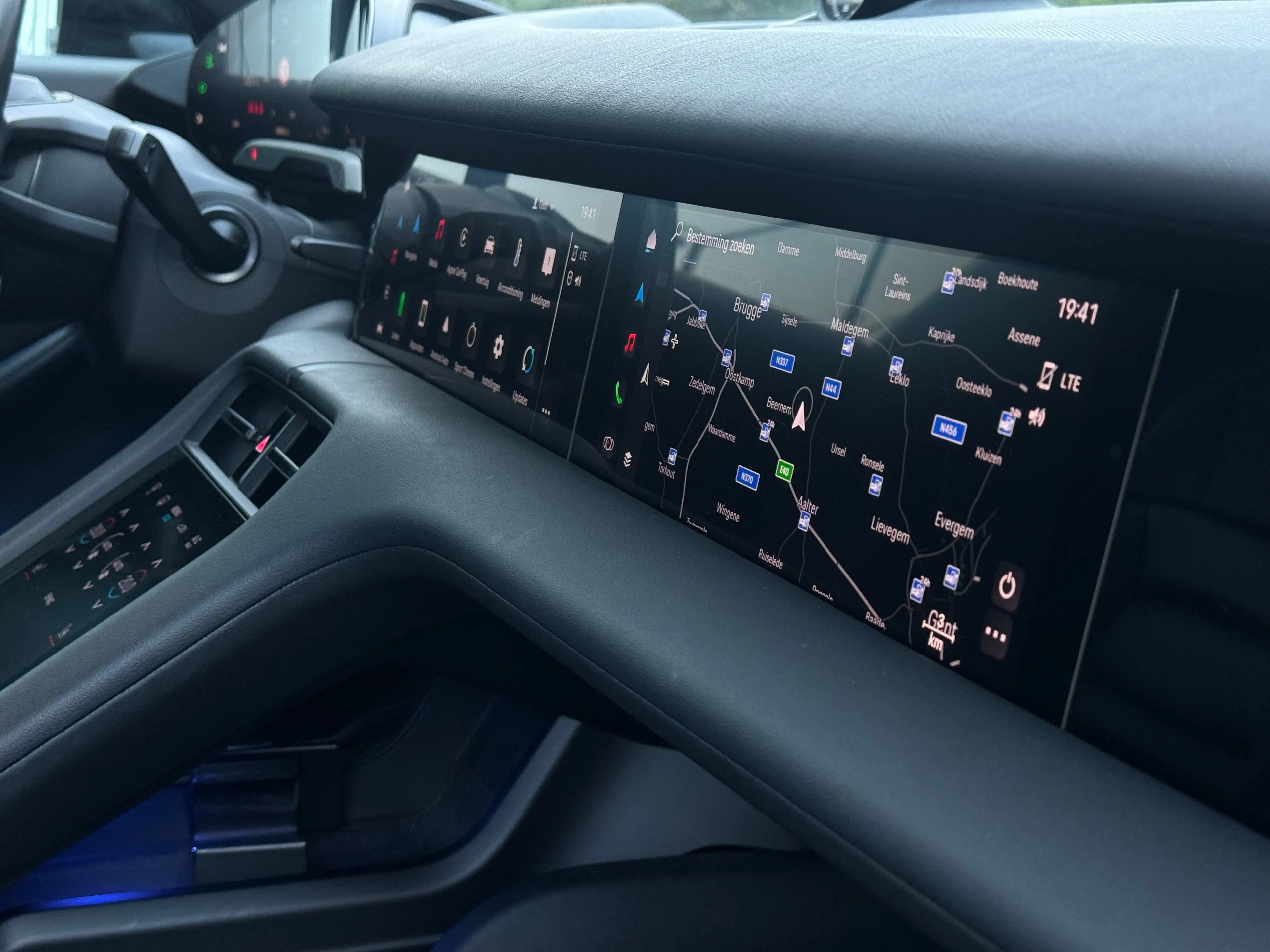 Porsche Taycan 4S SPORT TURISMO - PANO - SPORT CHRONO - ACC - PASSENGER SCREEN - VAT CAR — photo 12