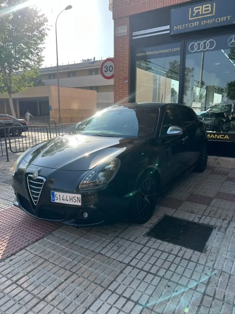 Alfa Romeo Giulietta 2.0JTDm Distinctive TCT 175 Noir - 1