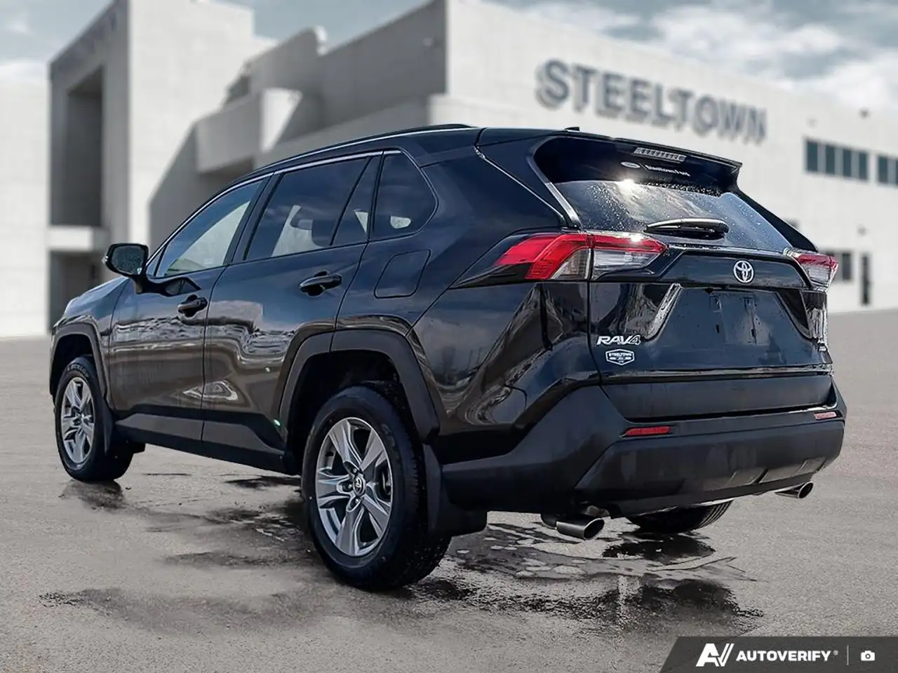 Toyota RAV 4 снимка Toyota RAV 4