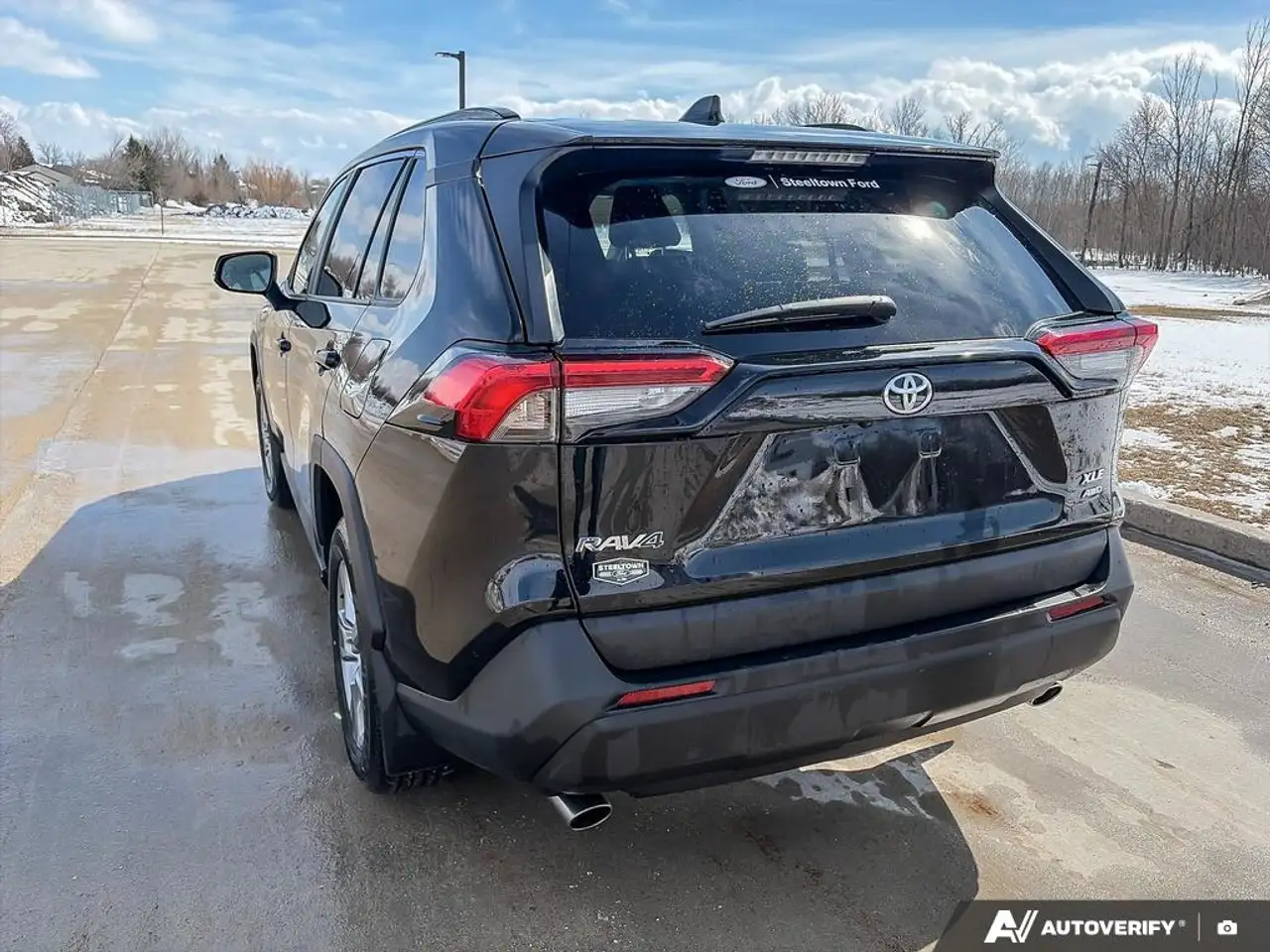 Toyota RAV 4 снимка Toyota RAV 4