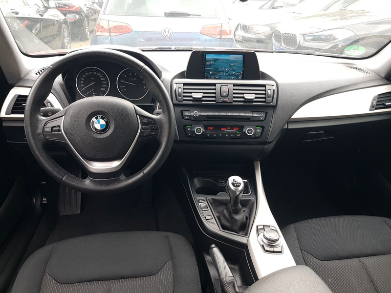 BMW 118 i Advantage + Comfort Navi Sitzheizung PDC BT — photo 15