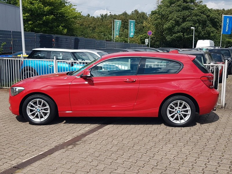 BMW 118 i Advantage + Comfort Navi Sitzheizung PDC BT — photo 3
