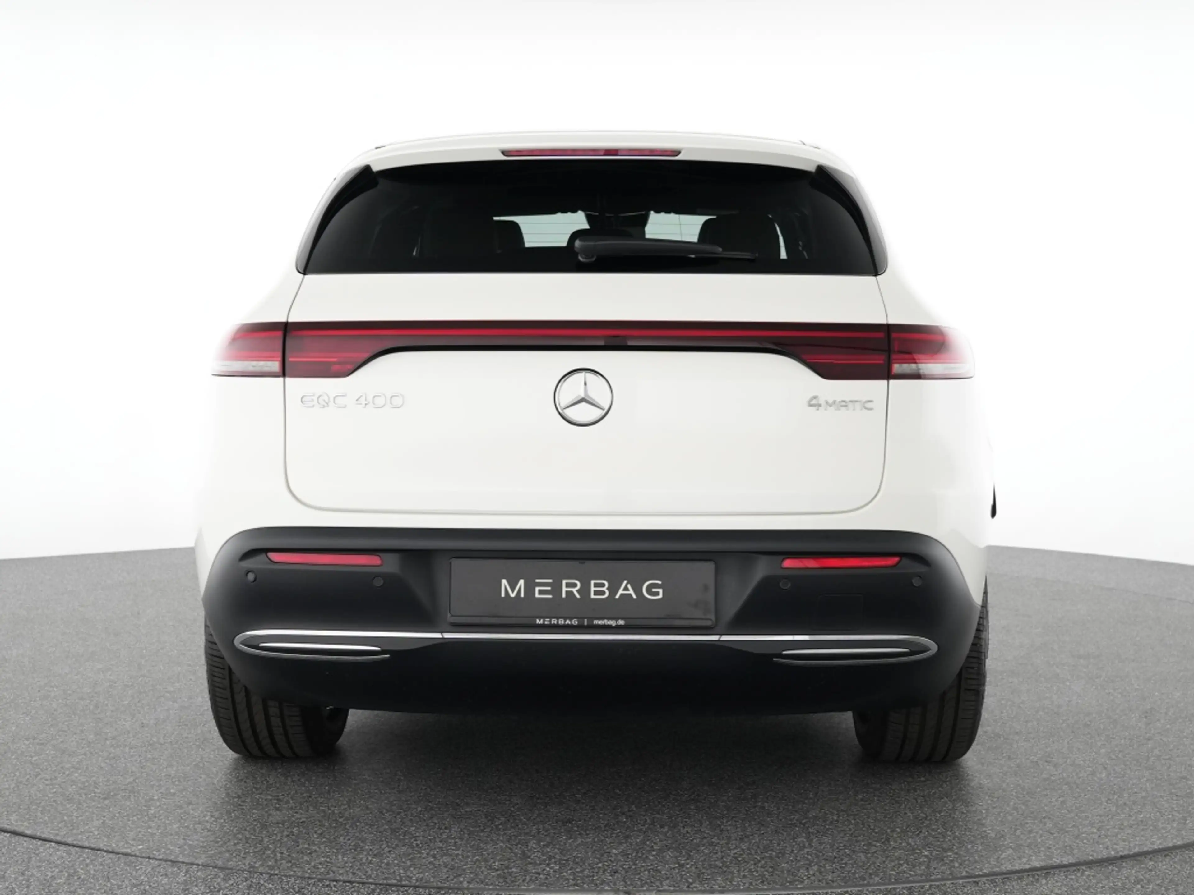 Mercedes-Benz EQC 400 4M Electric Art Multibeam Leder beige — photo 4