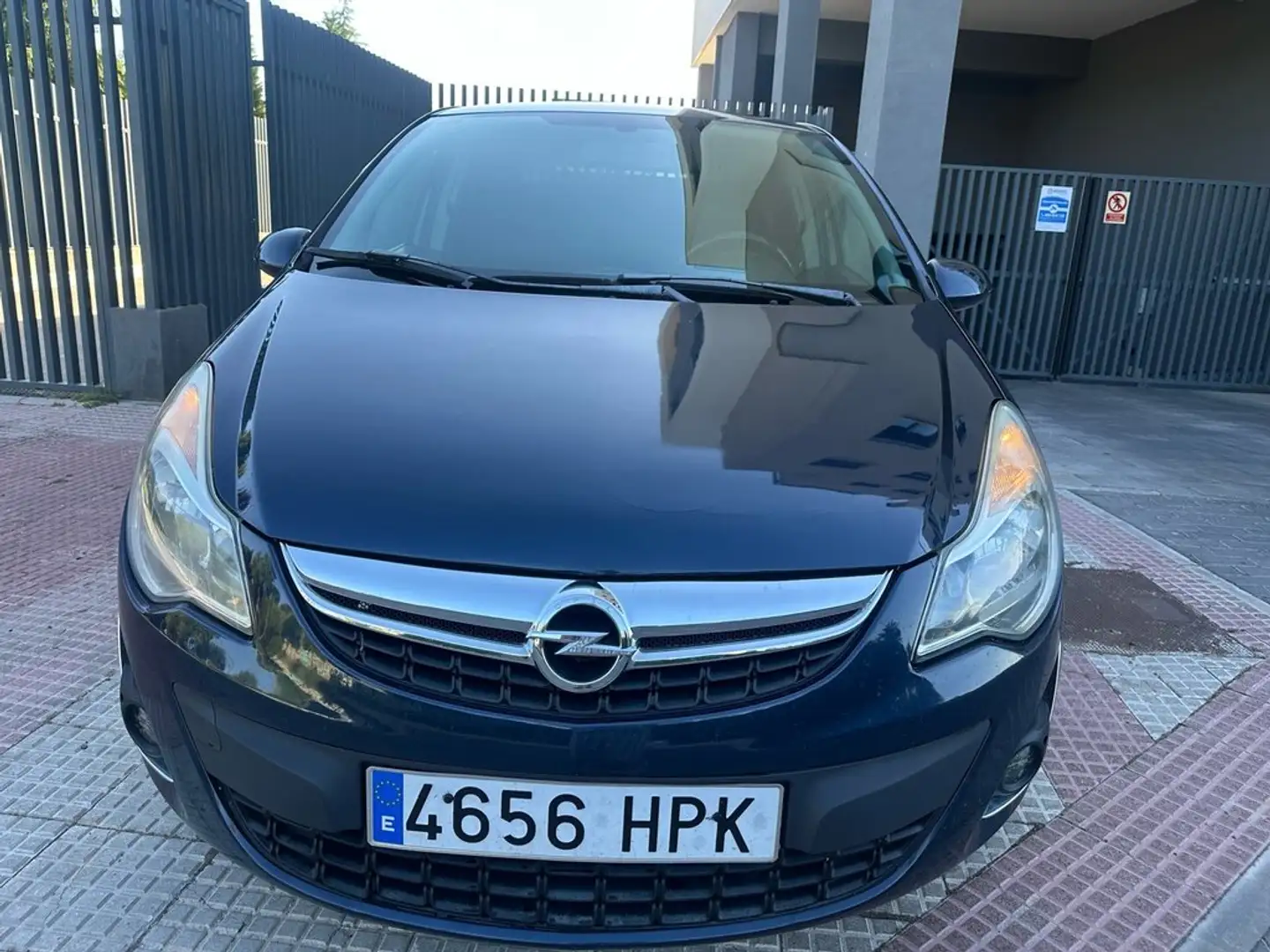 Opel Corsa 1.2 Selective Easytronic Azul - 2
