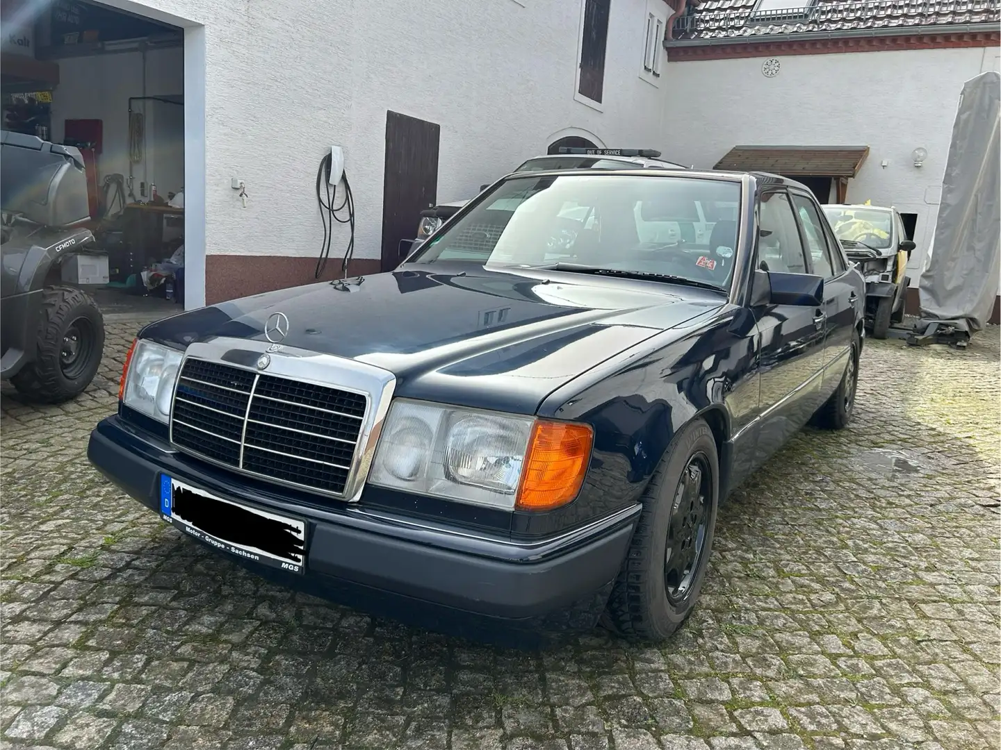 Mercedes-Benz E 200 200E W124 Bleu - 1