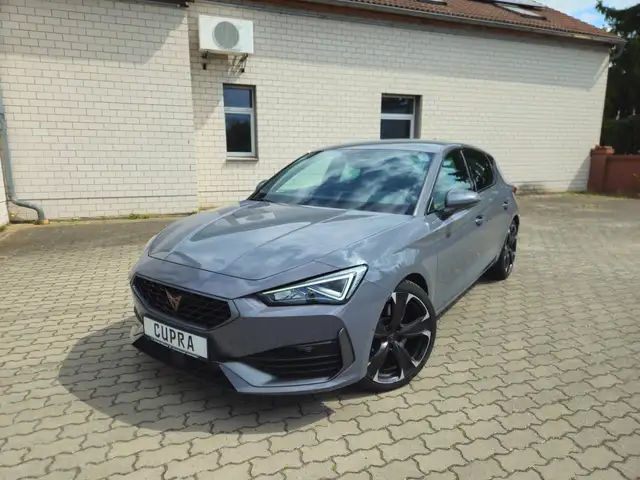 CUPRA Leon Cupra Leon 2.0 TSI DSG VZ CUP