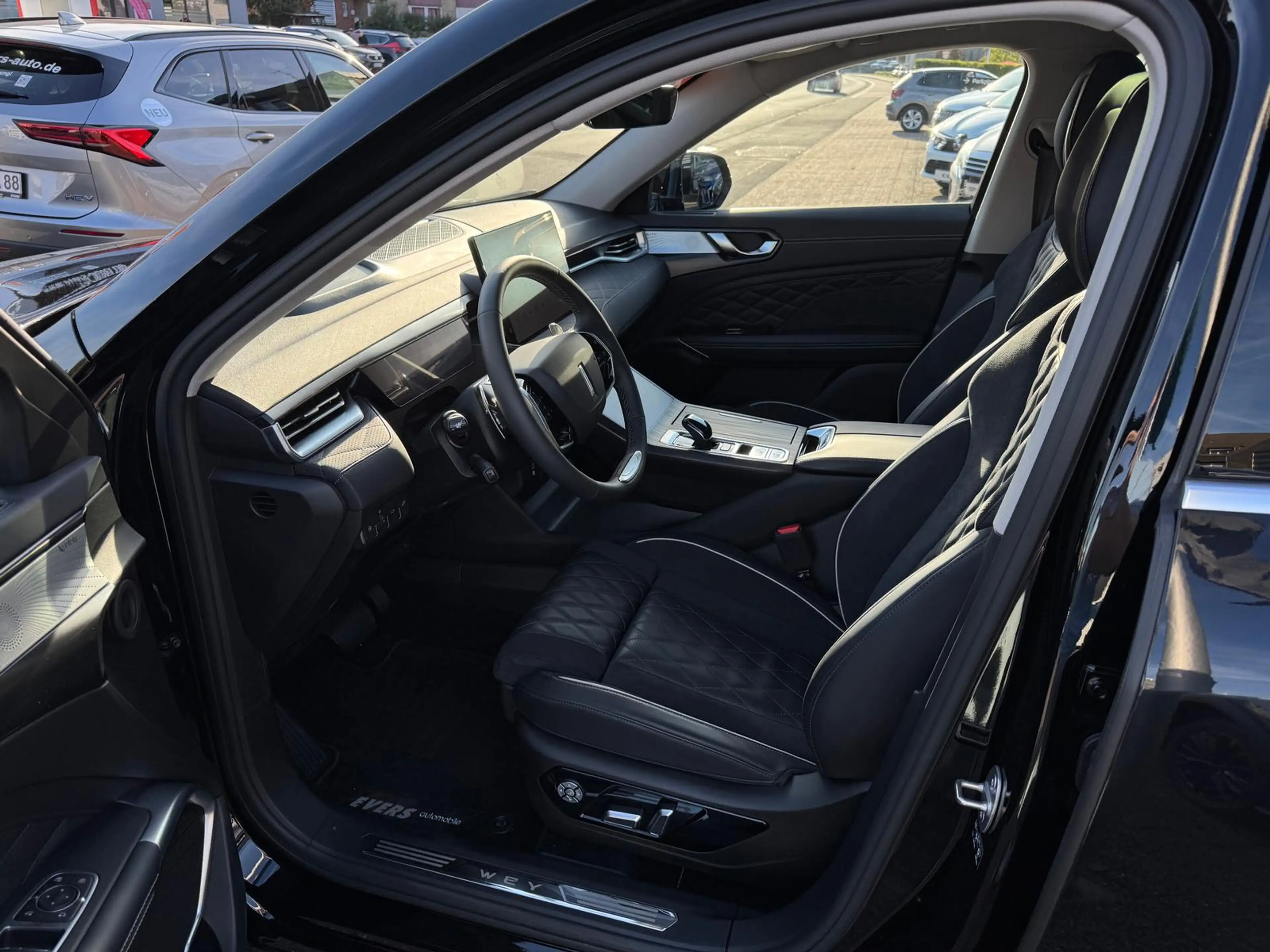 GWM WEY 03 Luxury 2WD *Massage *LED *Pano *SHZ *360° — photo 8
