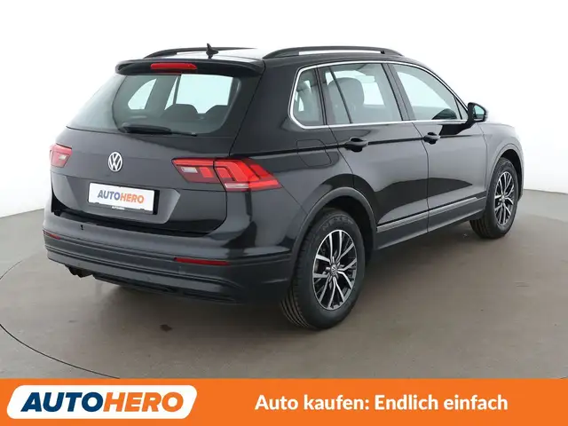 Volkswagen Tiguan view 6