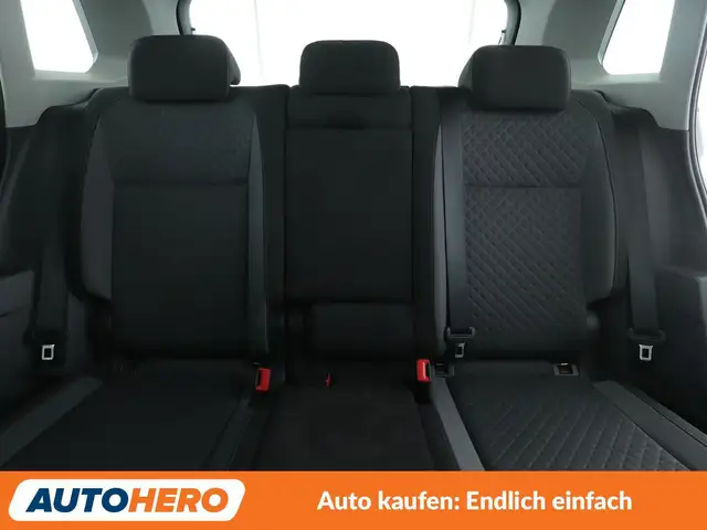 Volkswagen Tiguan view 15
