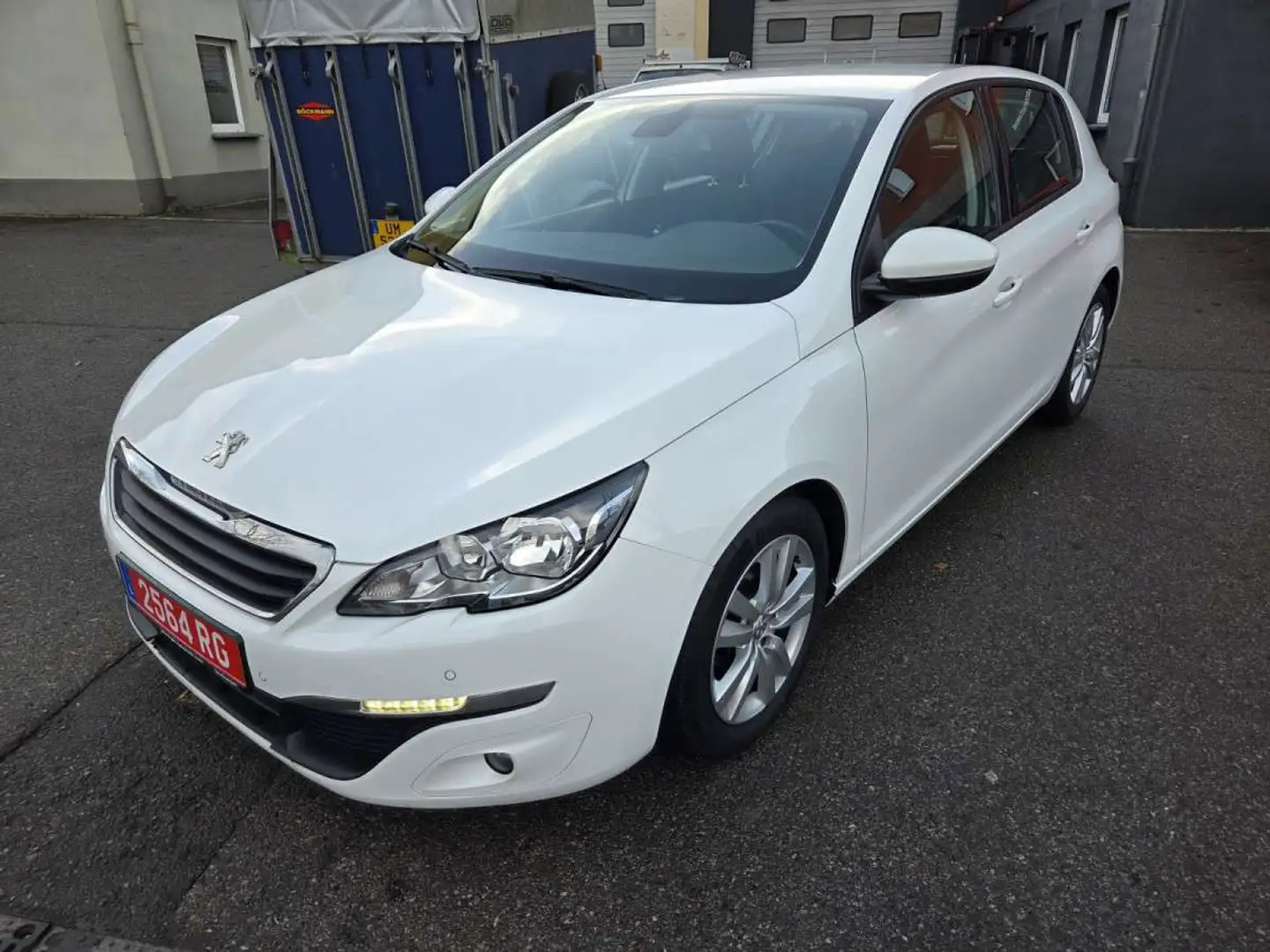 Peugeot 308 1.6 Hdi 100 CV Garantie 12 Mois Blanc - 1