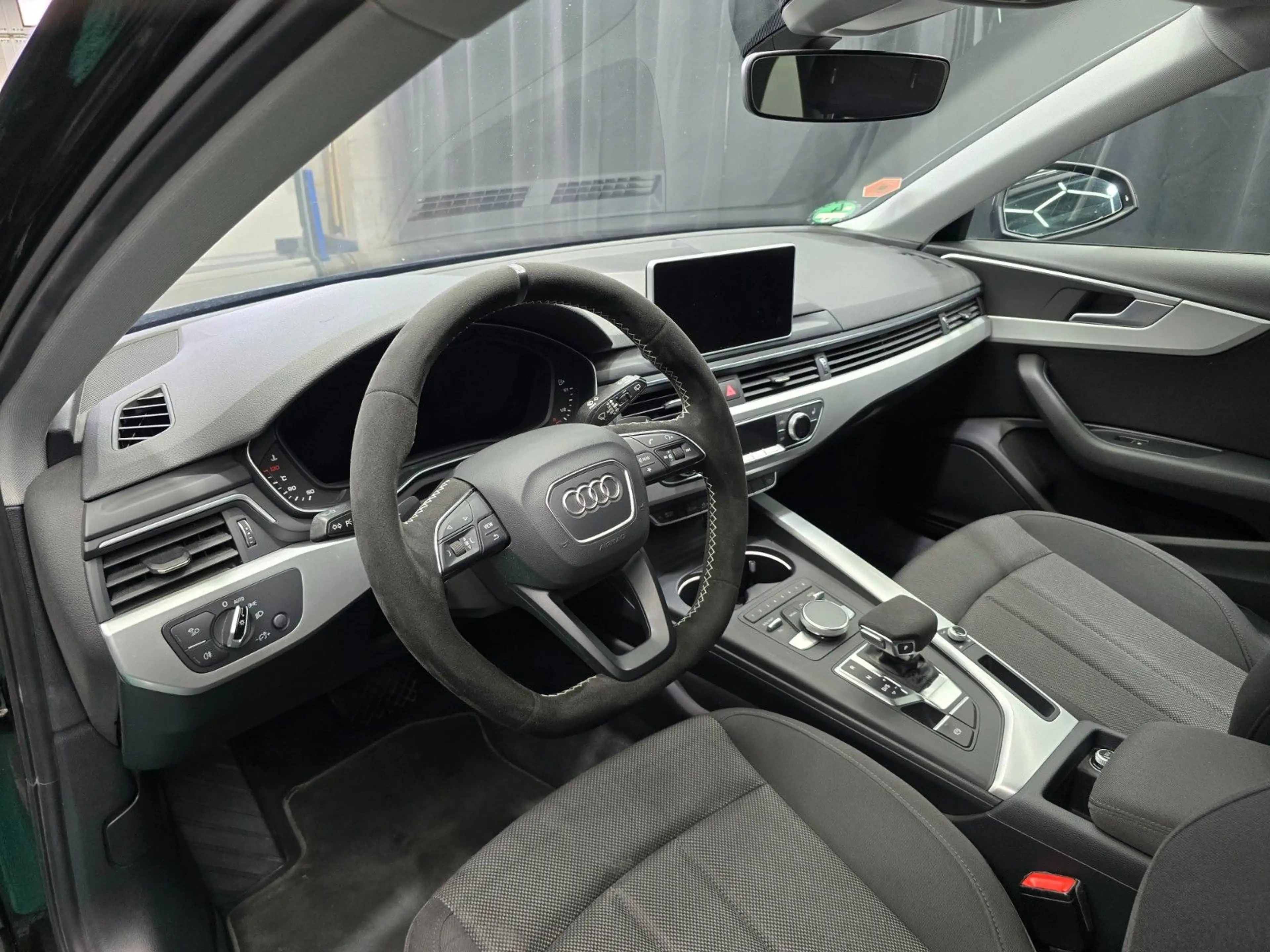 Audi A4 Avant S-tronic  basis NAVI KAMERA PDC AUTOMAT — photo 12