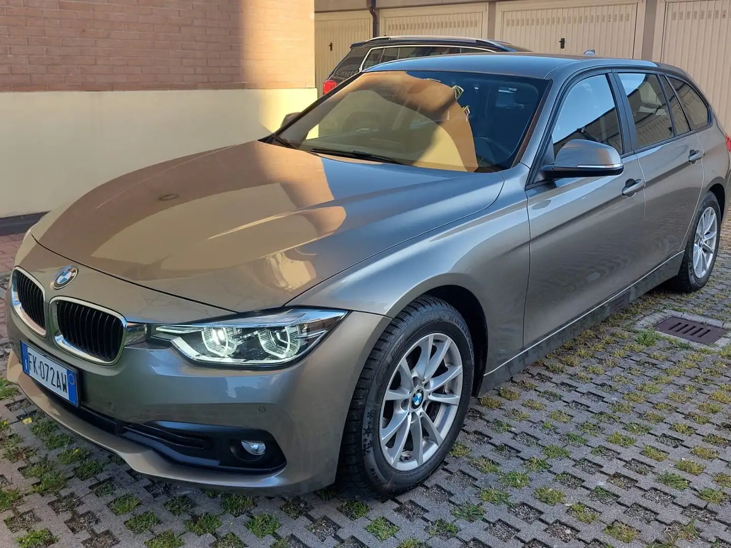 BMW 318 Serie 3 F31 2015 318d Touring Business Advantage - 1