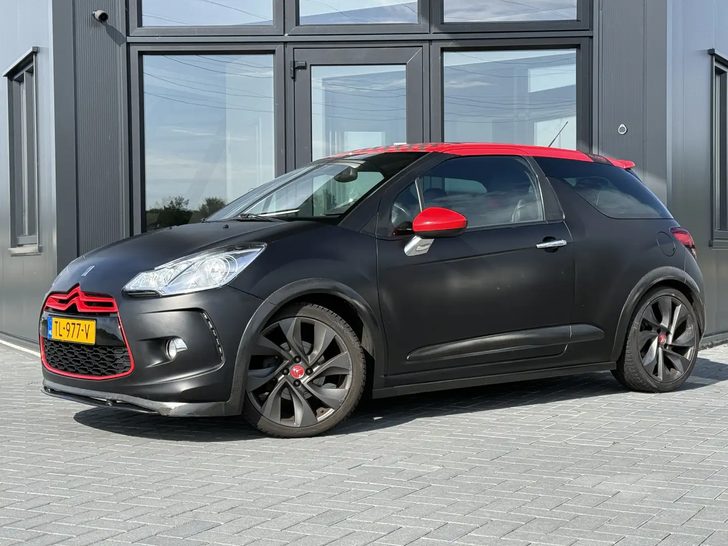 Citroen DS3 1.6 THP 200 Racing DS3R | 200pk! | org. S.LOEB Zwart - 1