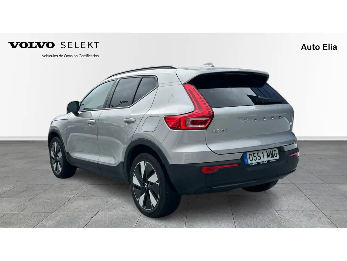 Volvo XC40 Recharge Single Extended Range Core Aut. Plateado - 2