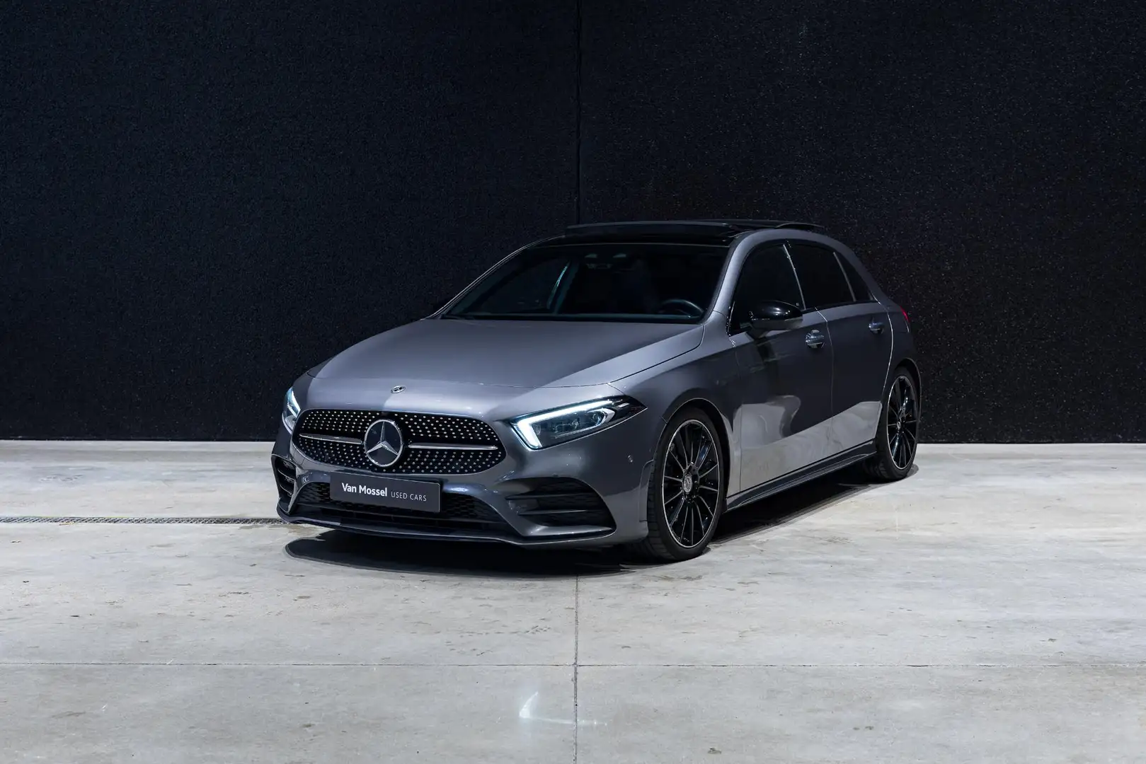 Mercedes-Benz A 220 A d AMG Line PANO | Sfeerverlichting | NAVI | CAM Gris - 1