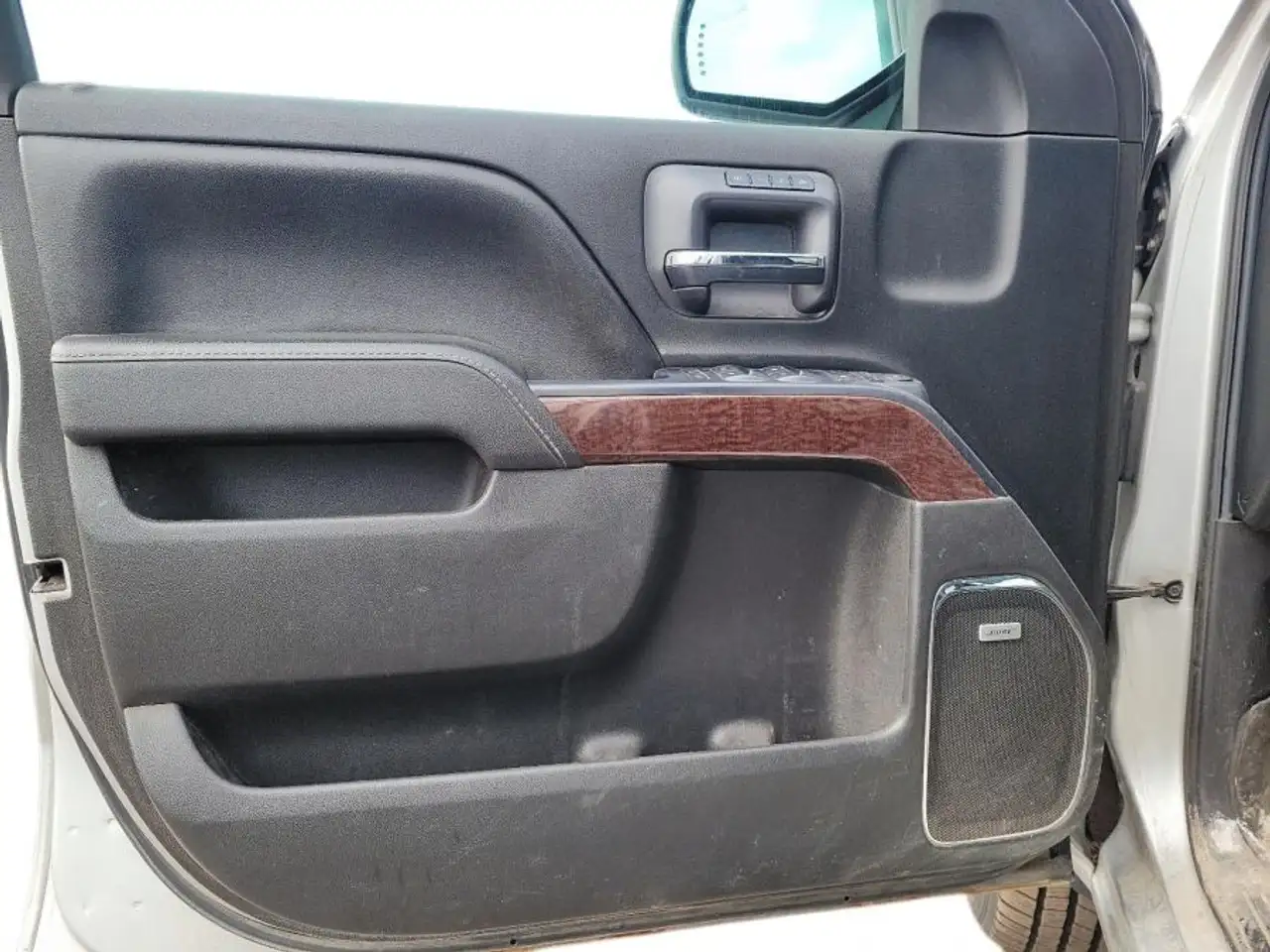 GMC Sierra 1500 снимка GMC Sierra 1500