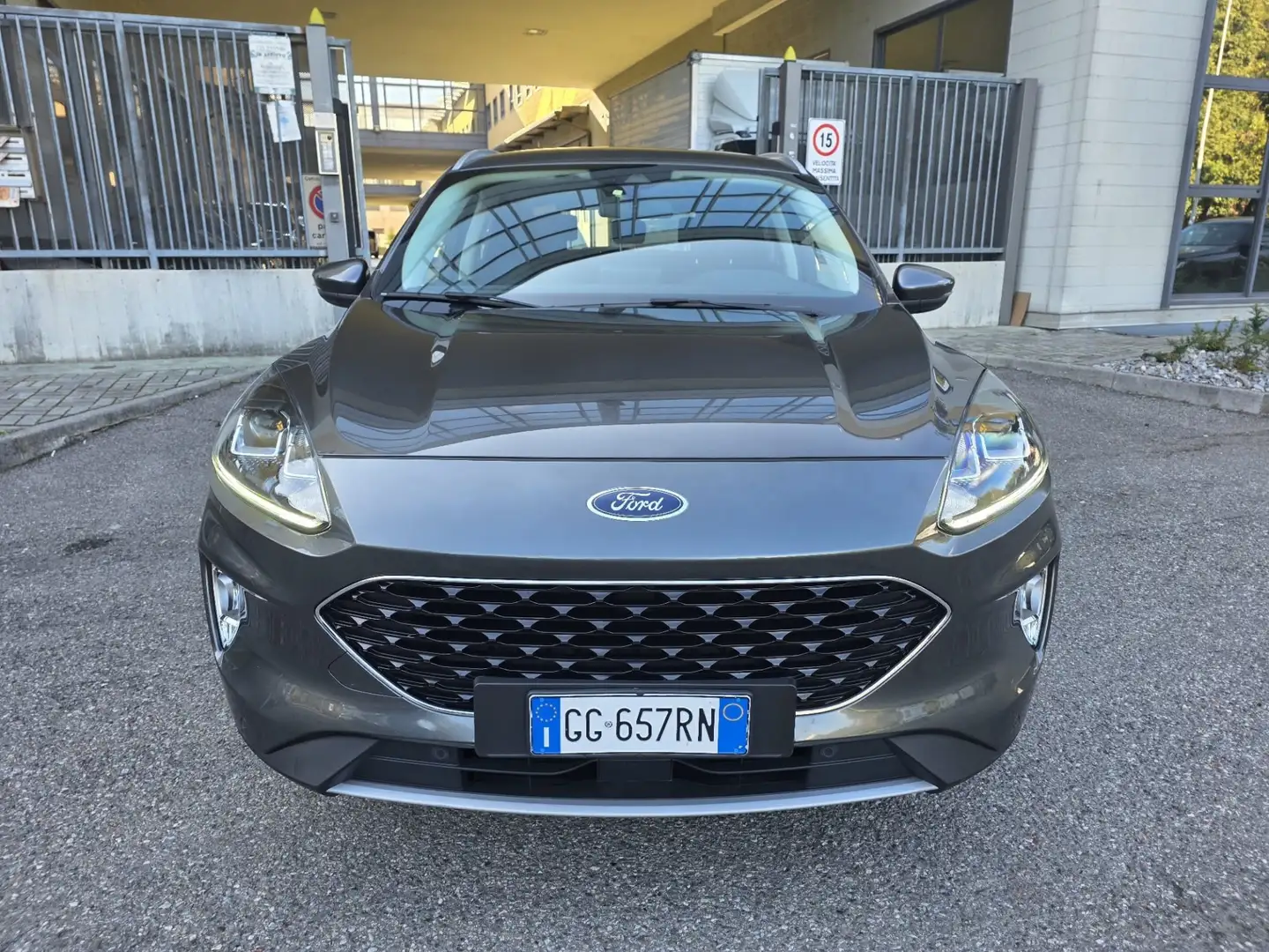 Ford Kuga 2.5 full hybrid Titanium PREZZO REALE - 2