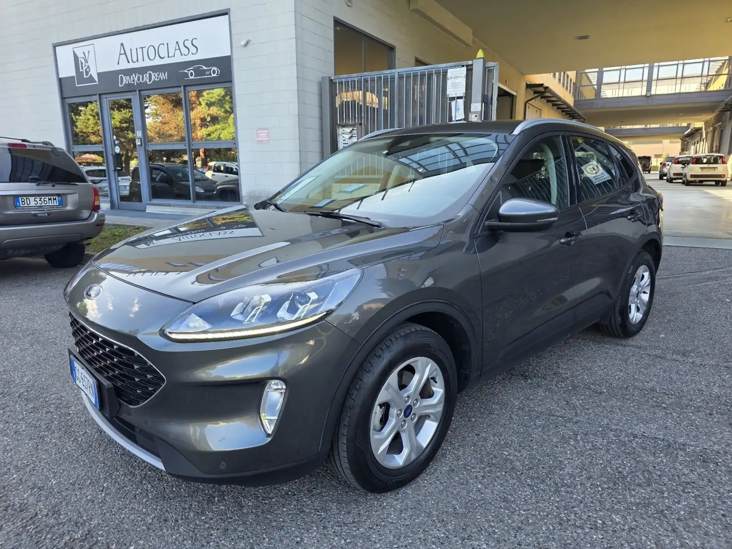 Ford Kuga 2.5 full hybrid Titanium PREZZO REALE - 1