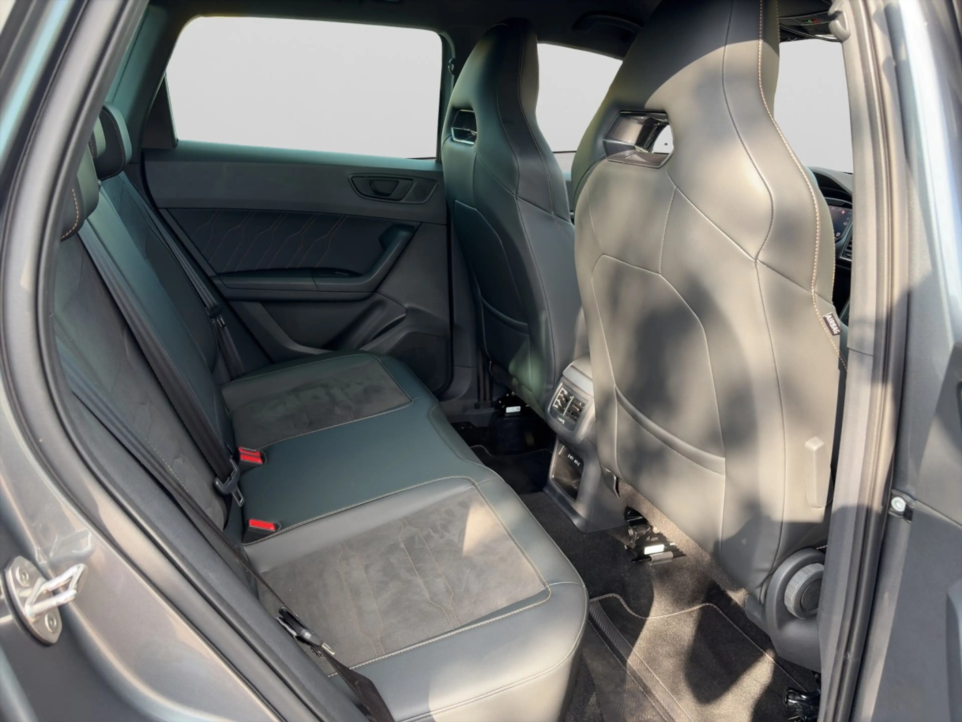 CUPRA Ateca TSI DSG VZ 4Drive 5JGar TopView eHeck SHZ — photo 15