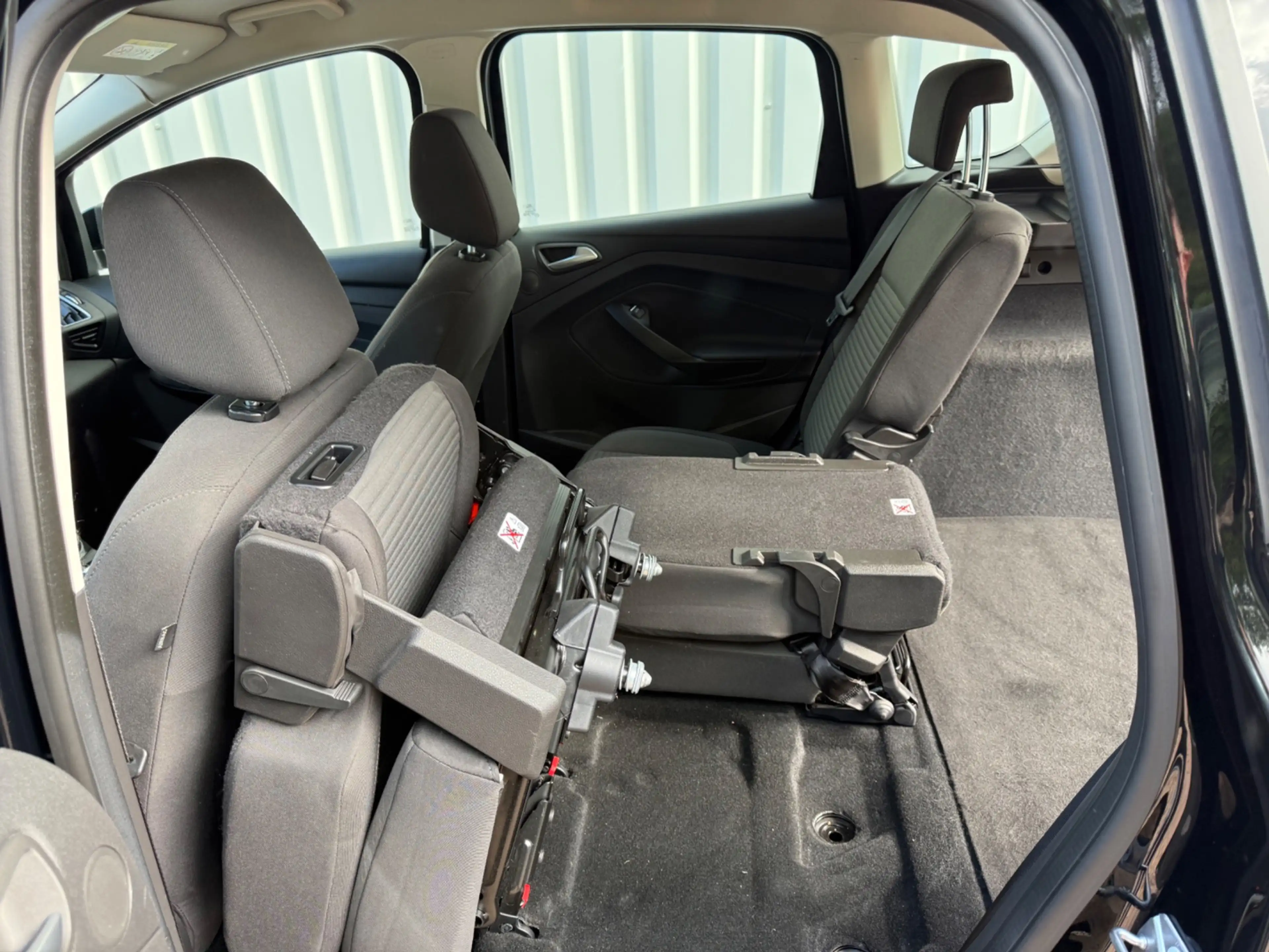 Ford C-Max 1.5 Titanium, Navi, PDC, Trekhaak 1500kg, 4-seizoe — photo 17