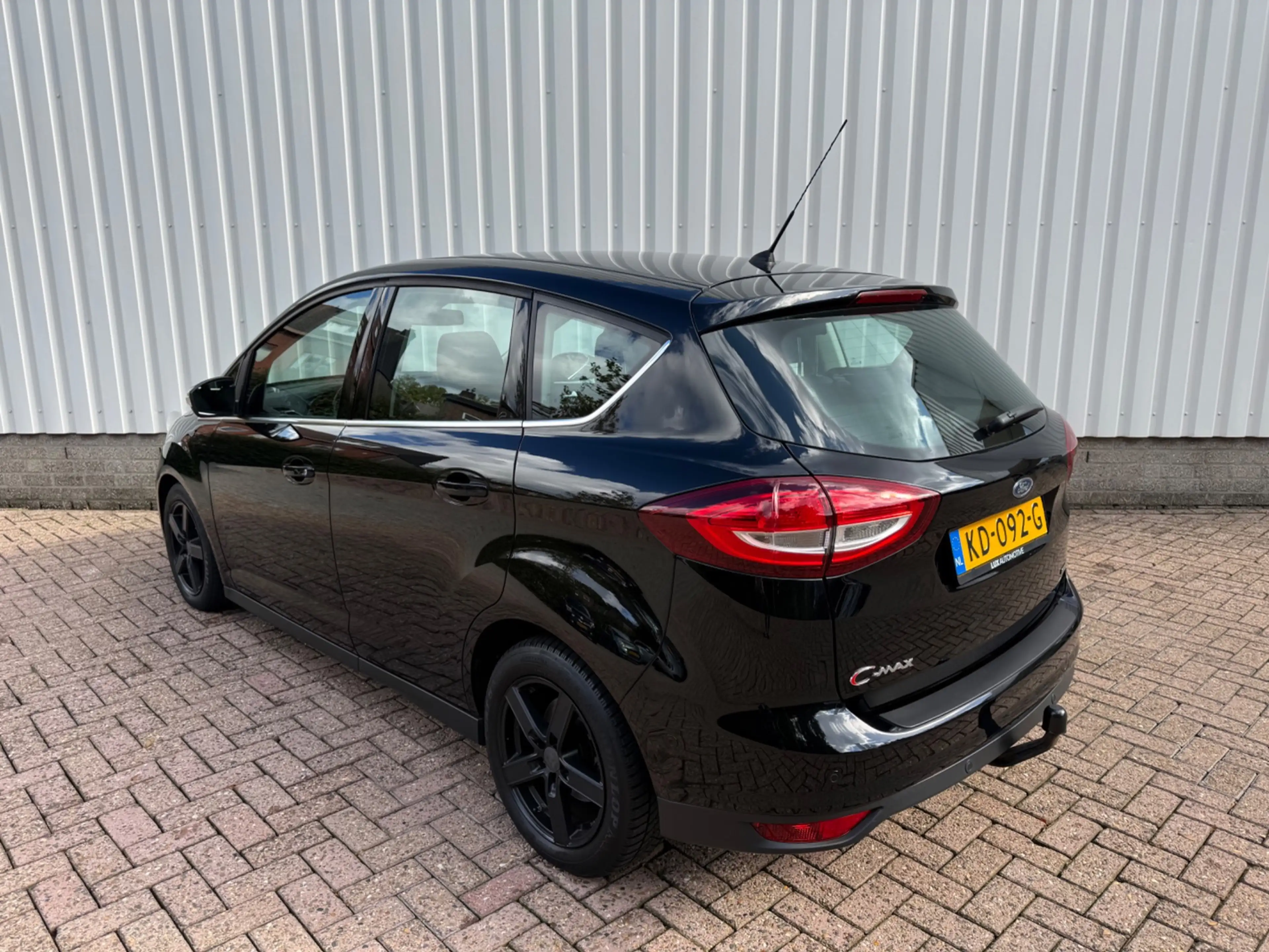 Ford C-Max 1.5 Titanium, Navi, PDC, Trekhaak 1500kg, 4-seizoe — photo 25