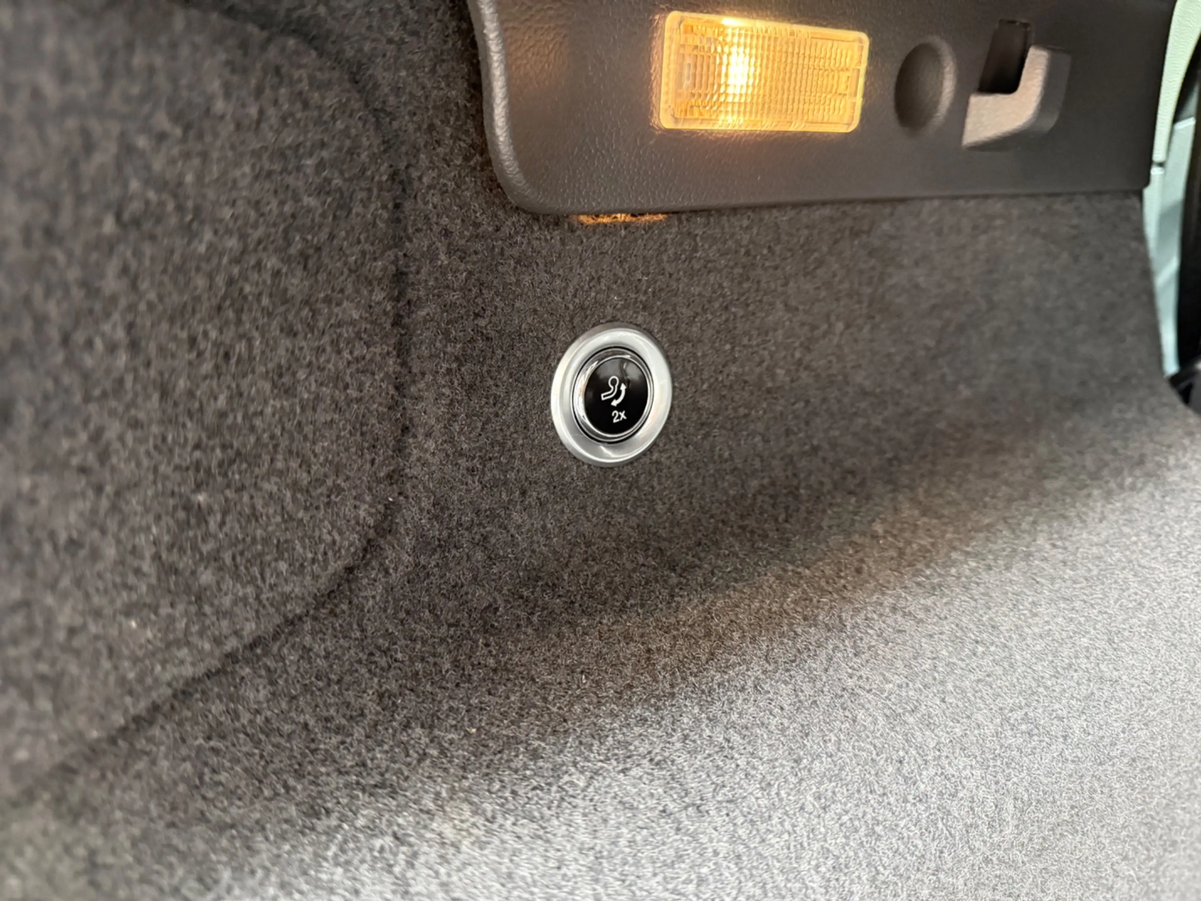 Ford C-Max 1.5 Titanium, Navi, PDC, Trekhaak 1500kg, 4-seizoe — photo 16