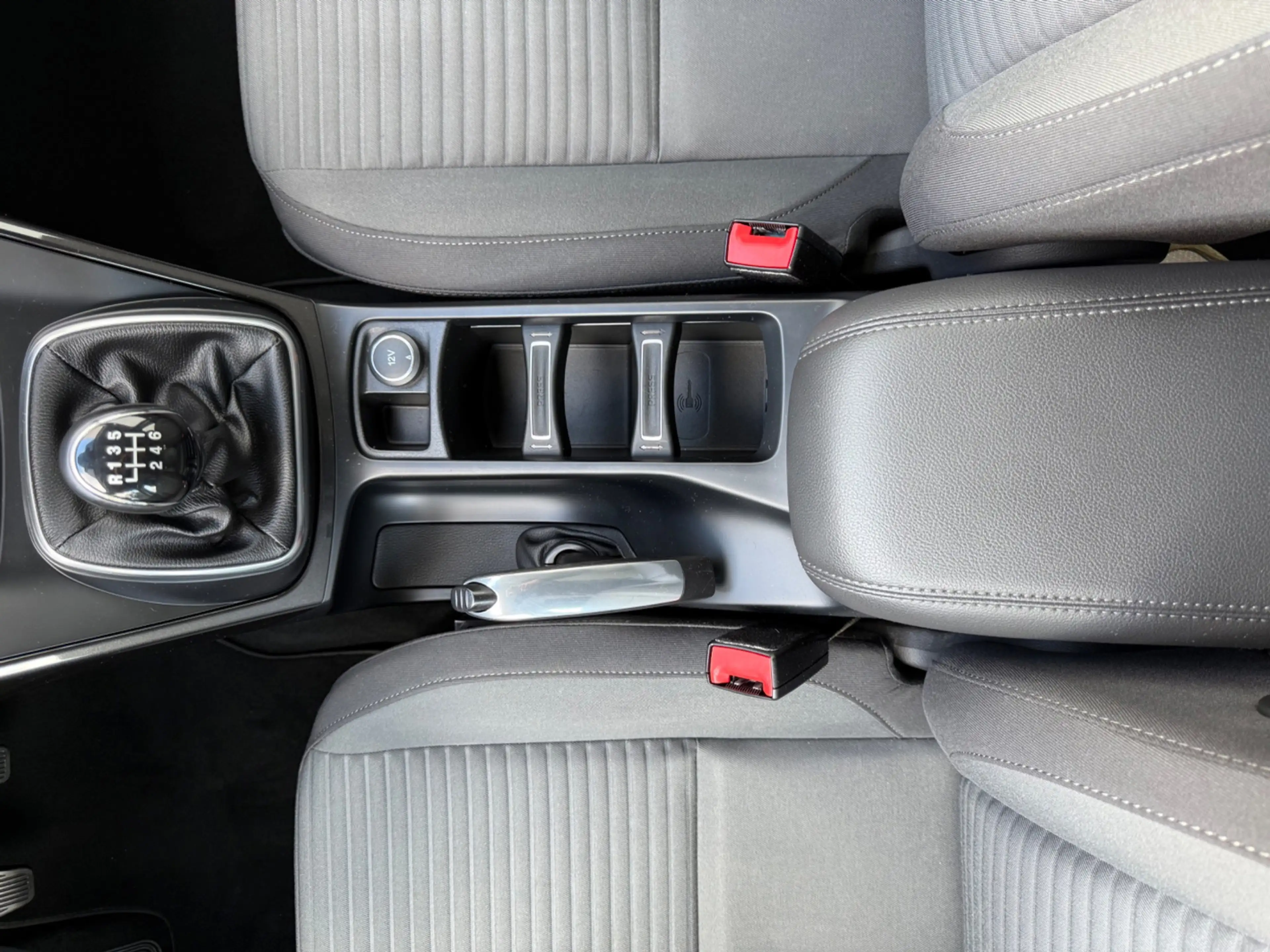 Ford C-Max 1.5 Titanium, Navi, PDC, Trekhaak 1500kg, 4-seizoe — photo 42