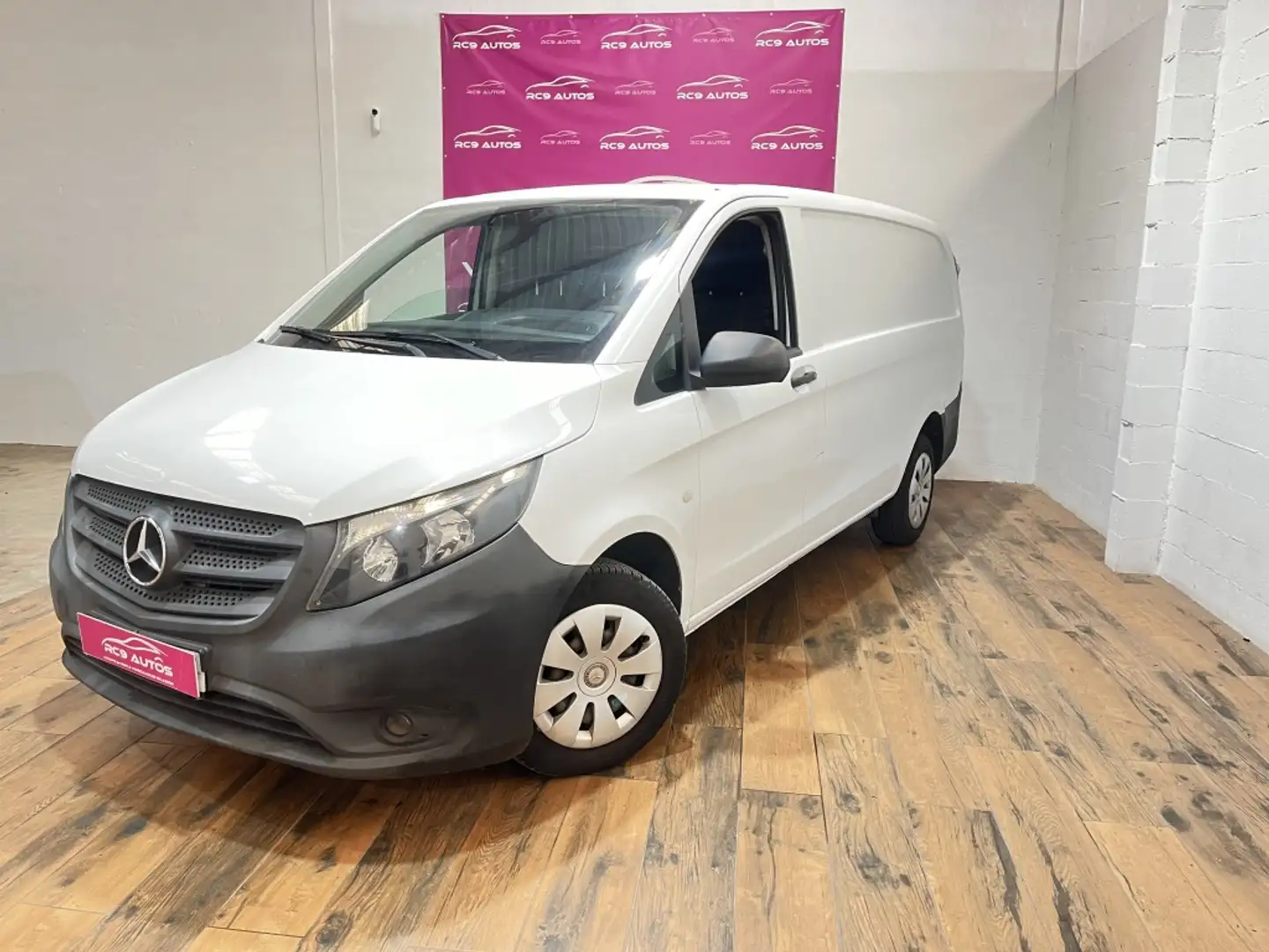 Mercedes-Benz Vito Furgón 111CDI Larga Wit - 2
