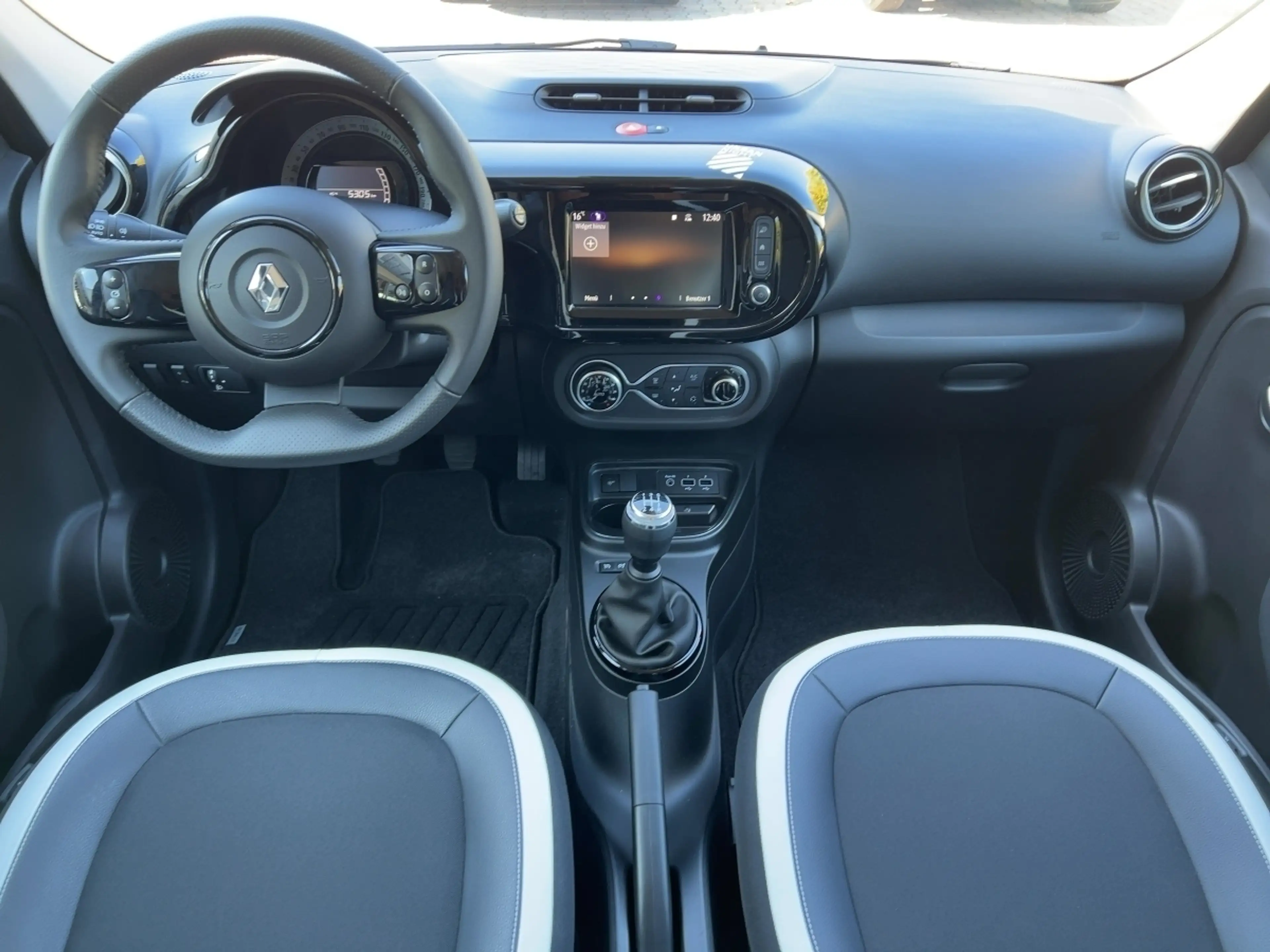 Renault Twingo 1.0 SCe 65 EU6d, Urban Night — photo 12
