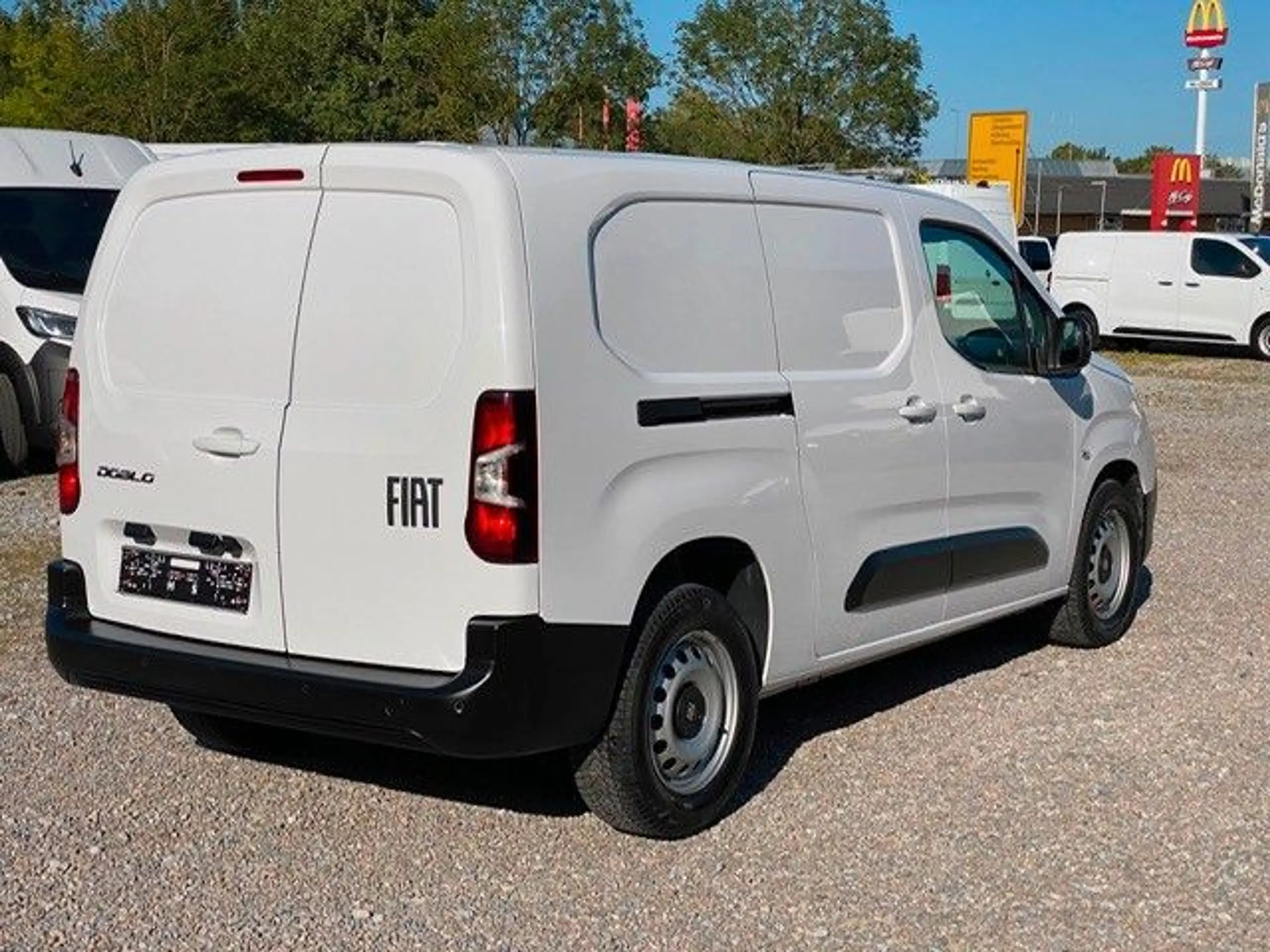 Fiat Doblo Kastenwagen XL 1.5 Klima Kamera — photo 3