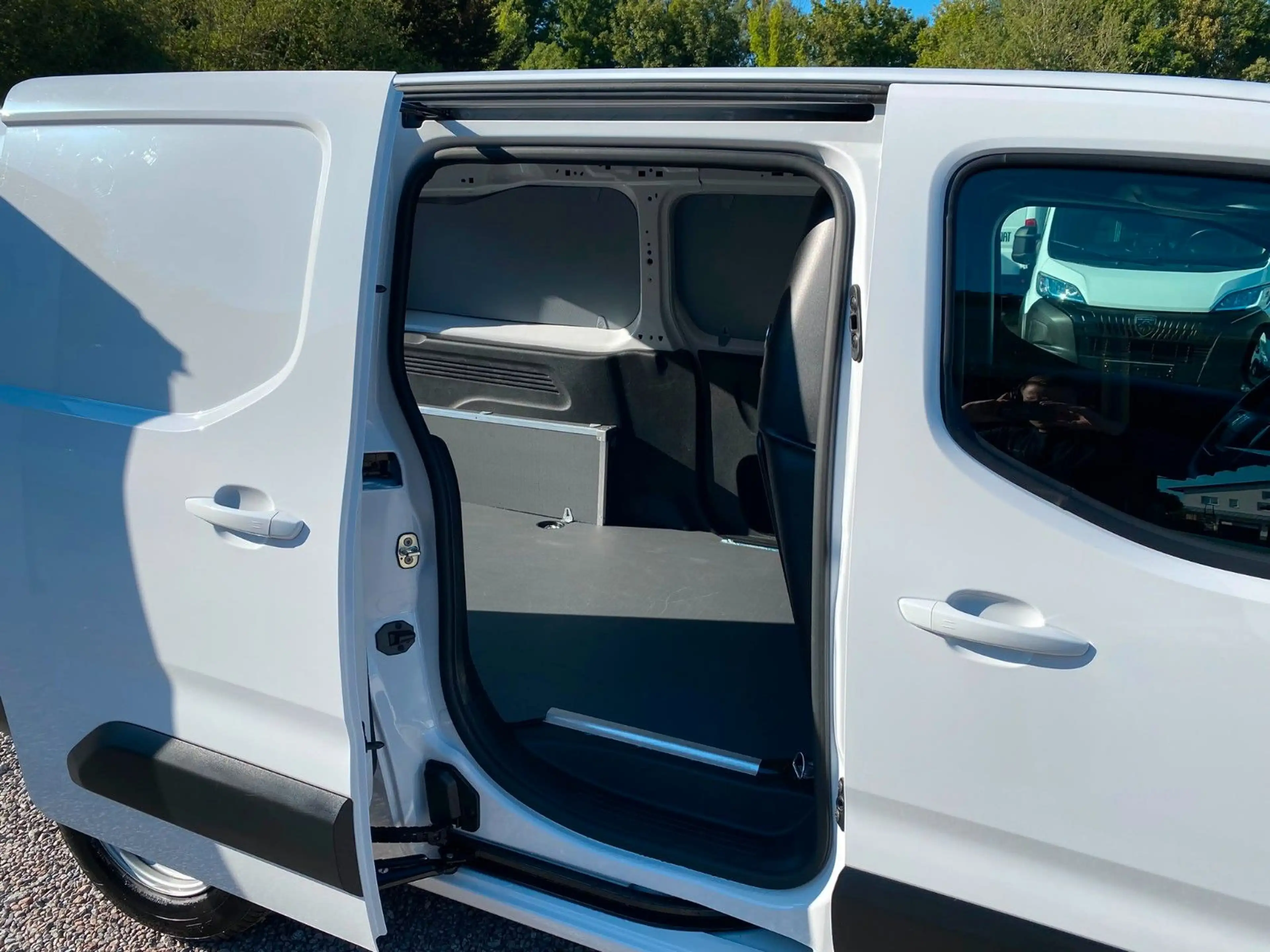 Fiat Doblo Kastenwagen XL 1.5 Klima Kamera — photo 5