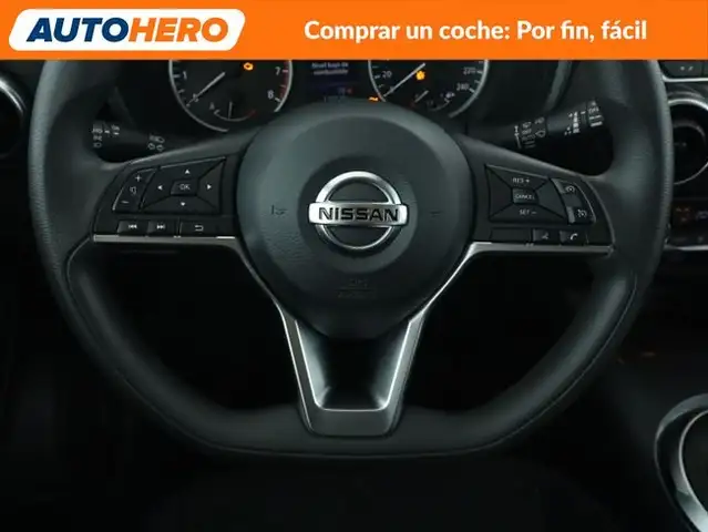Nissan Juke view 25