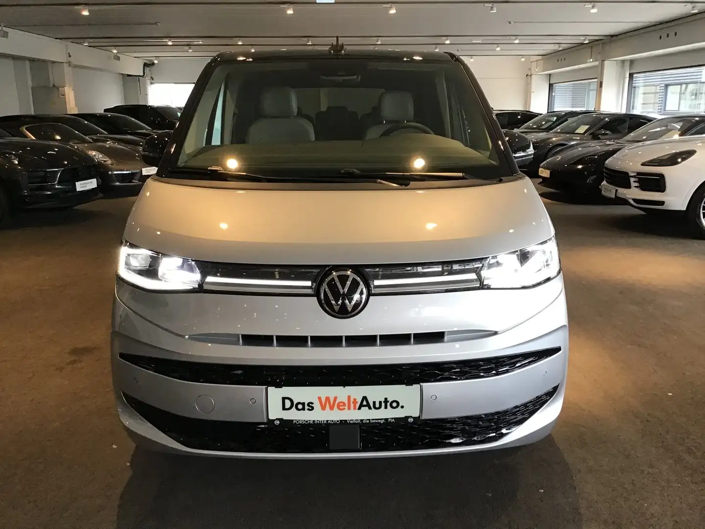 Volkswagen T7 Multivan VW T7 Multivan Edition ÜH TDI Silber - 2