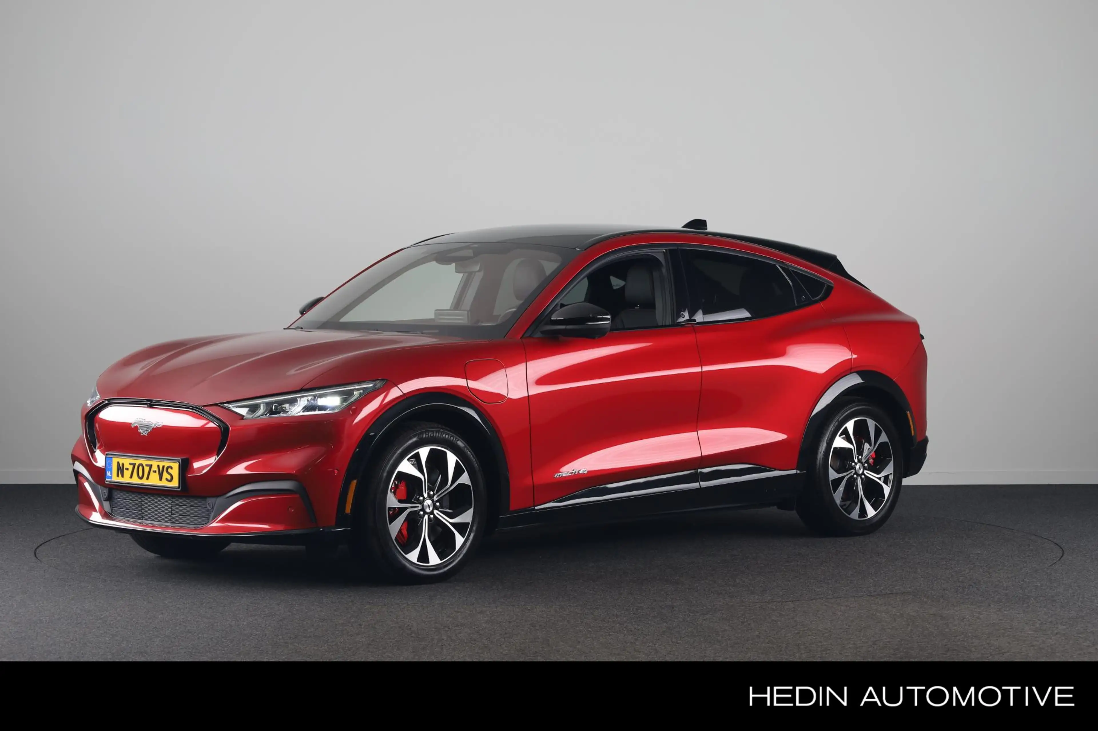 Ford Mustang Mach-E AWD 75 kWh | Panoramadak | Trekhaak | B&O | 360 Ca