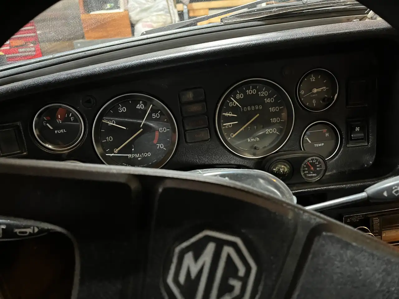 MG MGB photo MG MGB