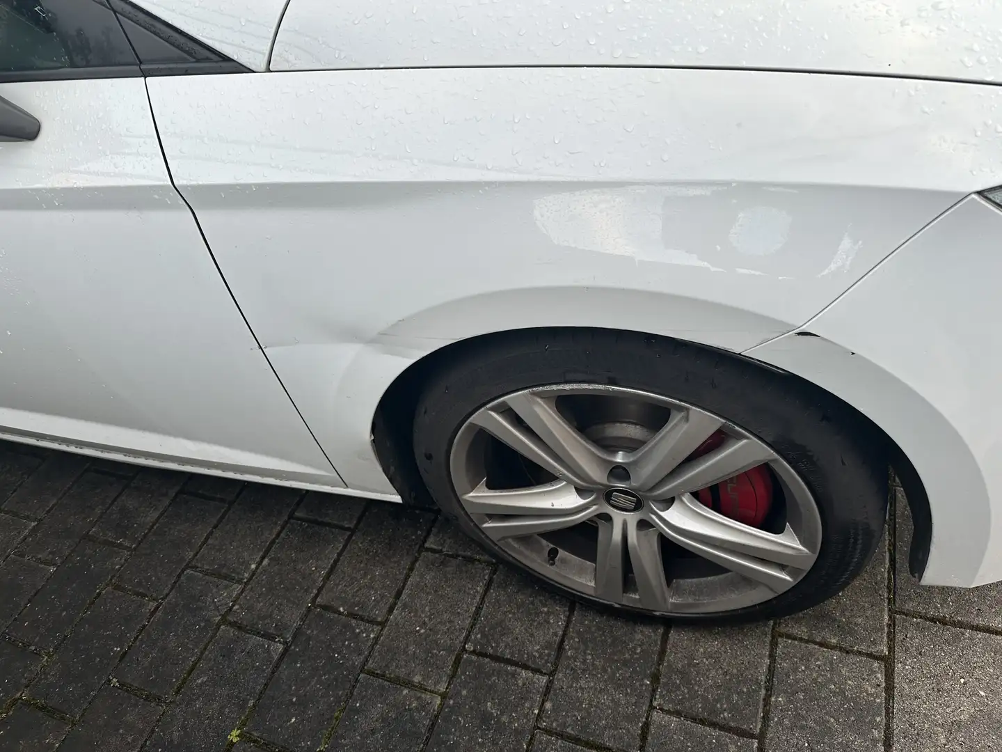 SEAT Leon Leon  3-Türer SC 2.0 TSI Start Weiß - 2