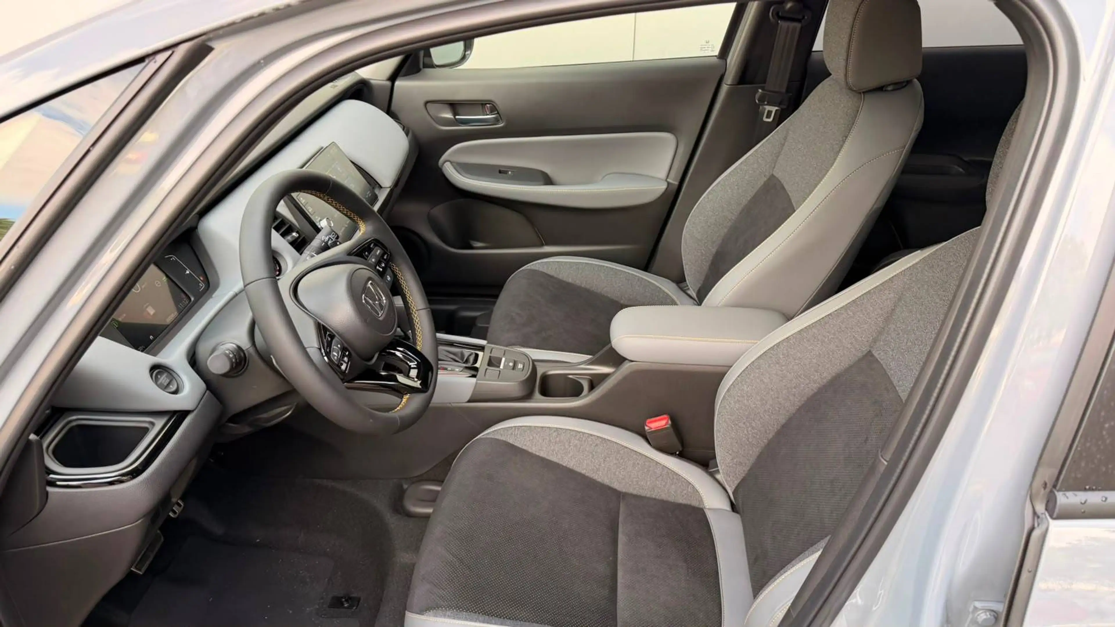 Honda Jazz 1.5 i-MMD Hybrid Advance Sport — photo 6