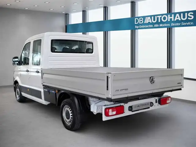 Volkswagen Crafter view 6