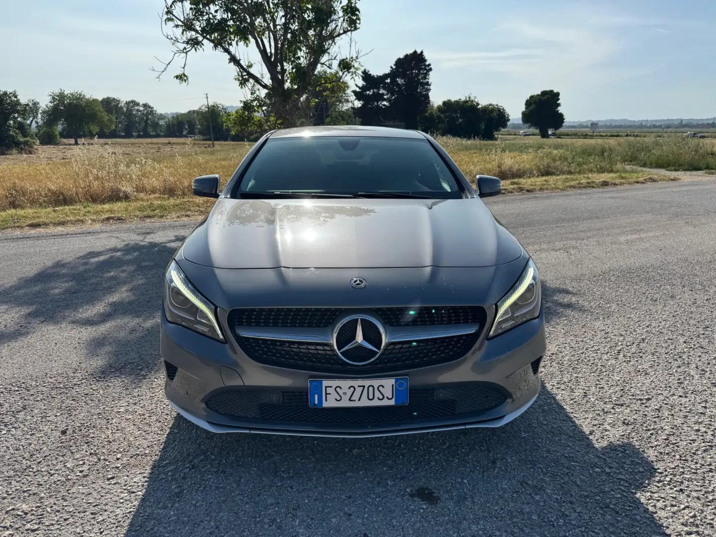 Mercedes-Benz CLA 200 CLA 200 d S.W. Automatic Business Grigio - 2
