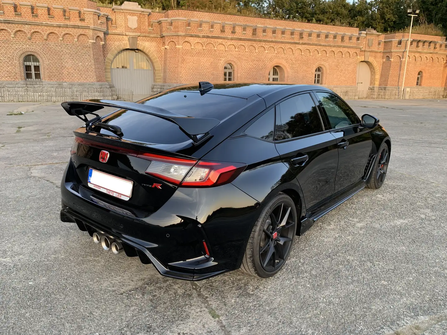 Honda Civic Civic 2.0 VTEC Turbo Type R Zwart - 2