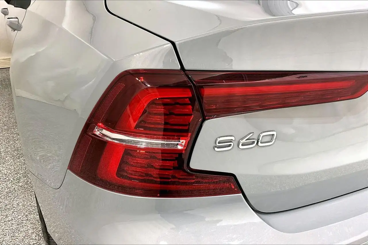 Volvo S60 photo Volvo S60