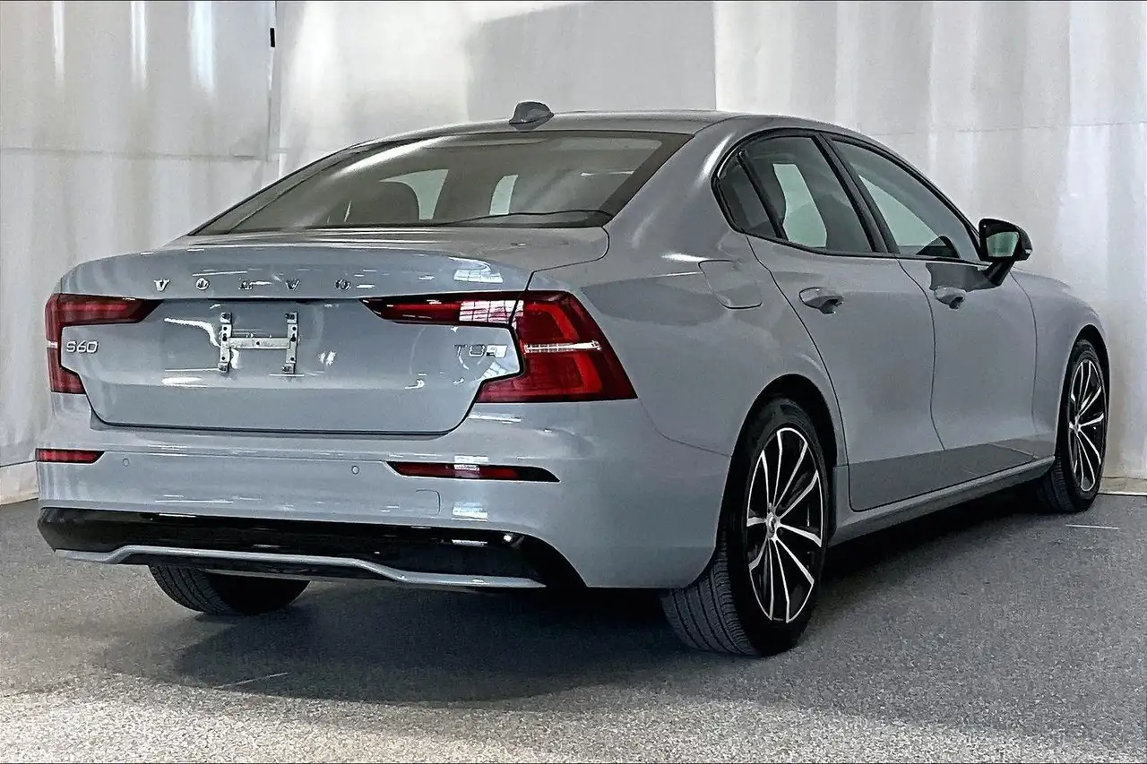 Volvo S60 photo Volvo S60