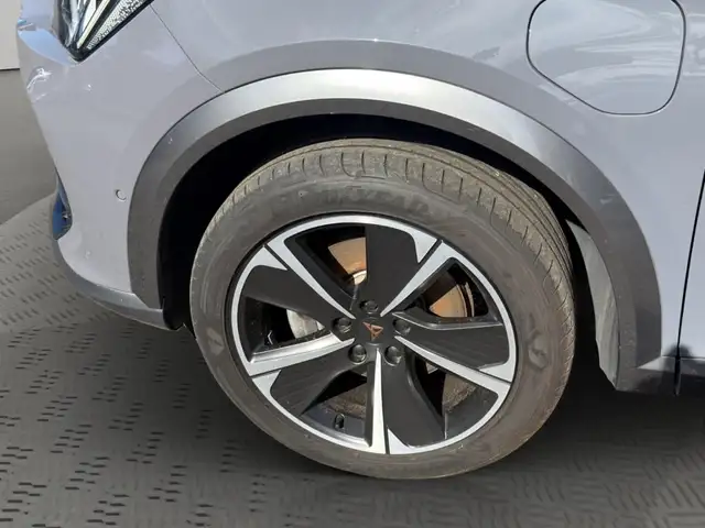 Cupra Formentor view 7