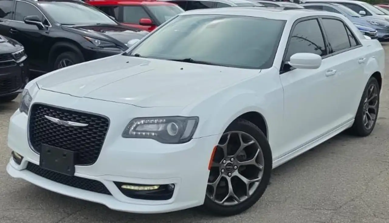 2017 Chrysler 300