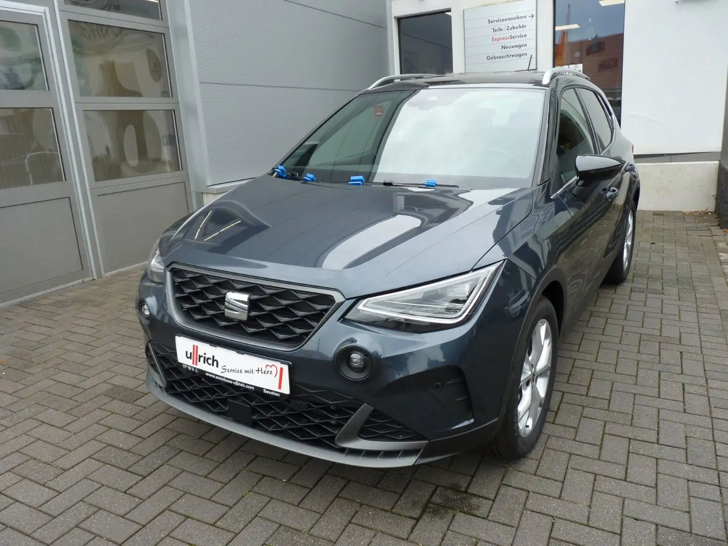 SEAT Arona FR 1,0 TSI DSG + Garantieverlängerung Negro - 1